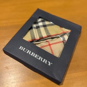 Burberry 2 pack of handkerchiefs/pocket squares